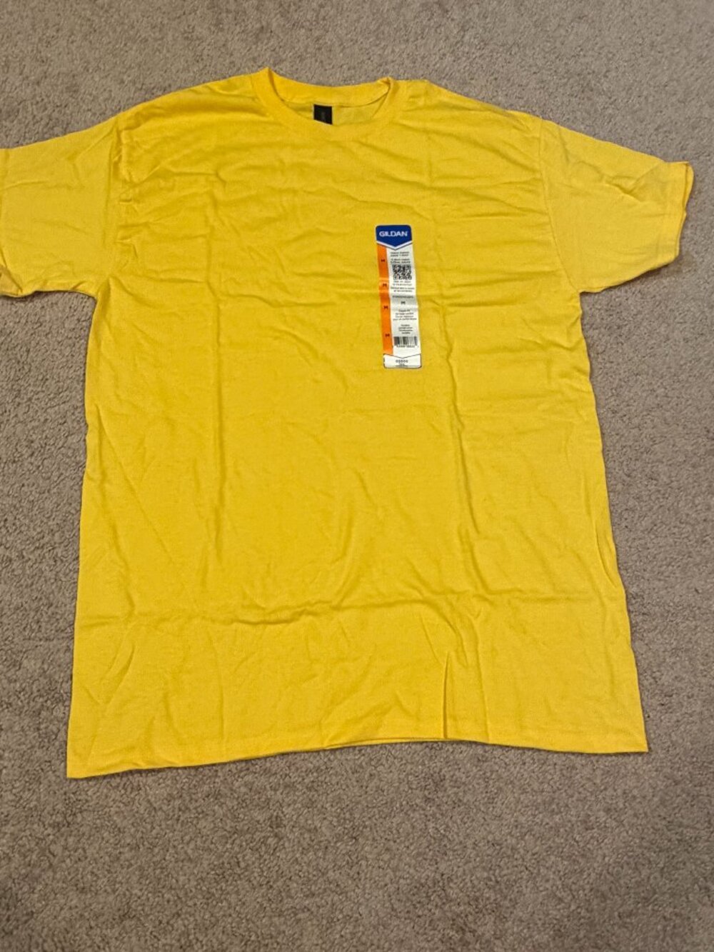 GILDAN HEAVY COTTON YELLOW TSHIRT MEDIUM BRAND NEW WITH TAGS